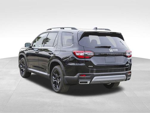 2025 Honda Pilot Touring+