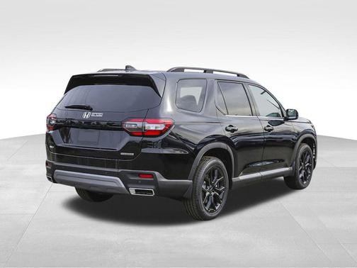 2025 Honda Pilot Touring+