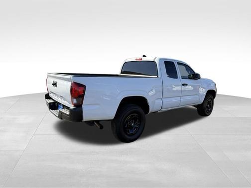 Ice Cap 2023 Toyota Tacoma SR