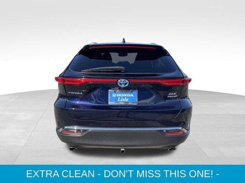 2022 Toyota Venza XLE