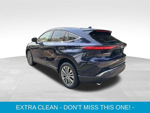 2022 Toyota Venza XLE