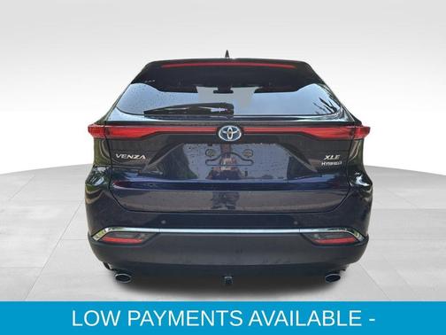 2022 Toyota Venza XLE