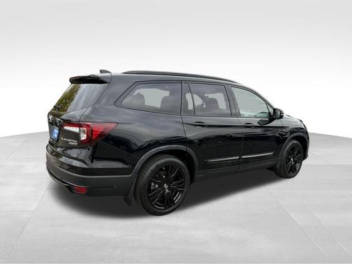 2022 Honda Pilot Black Edition