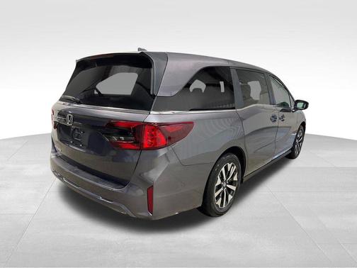 Modern Steel 2026 Honda Odyssey EX-L