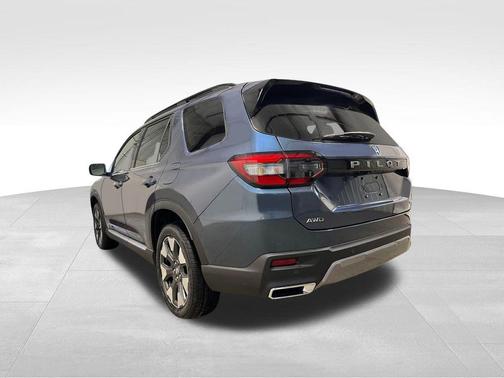 2026 Honda Pilot Touring 8-Passenger