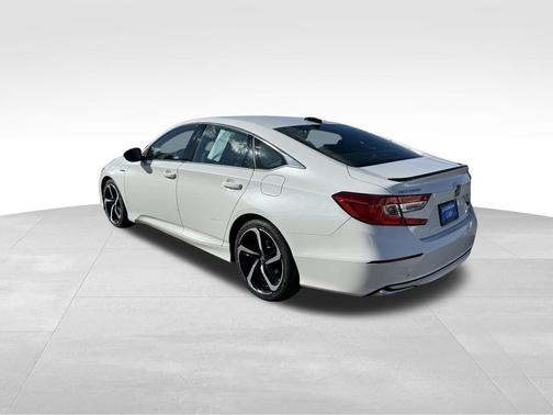 2022 Honda Accord Hybrid 