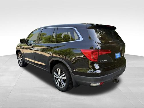 Black 2017 Honda Pilot EX-L