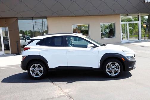 White 2023 Hyundai KONA SEL