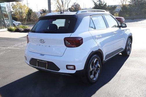 2023 Hyundai VENUE Limited