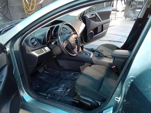 2013 Mazda Mazda3 i SV