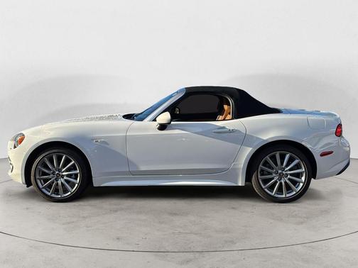 2020 FIAT 124 Spider Lusso