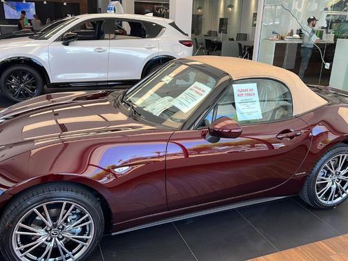 2025 Mazda MX-5 Miata 35th Anniversary