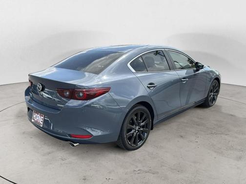 2025 Mazda Mazda3 2.5 S Carbon Edition
