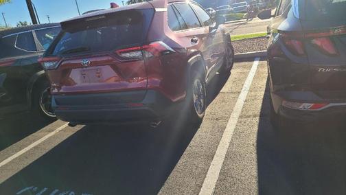 2024 Toyota RAV4 XLE