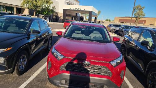2024 Toyota RAV4 XLE