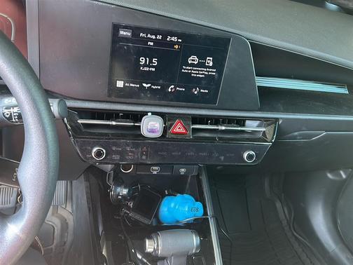 2023 Kia Niro LX