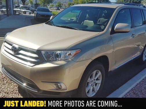 2013 Toyota Highlander SE