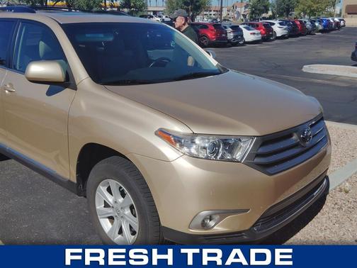 2013 Toyota Highlander SE
