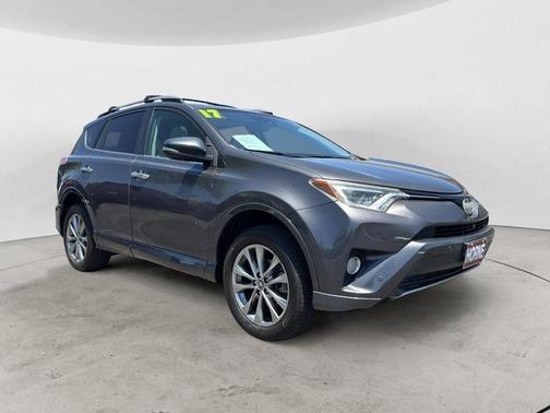 2017 Toyota RAV4 Platinum