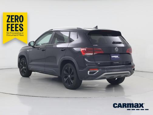 Black 2022 Volkswagen Taos SE