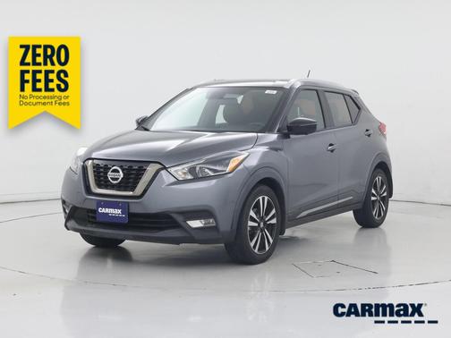 Gray 2019 Nissan Kicks SR