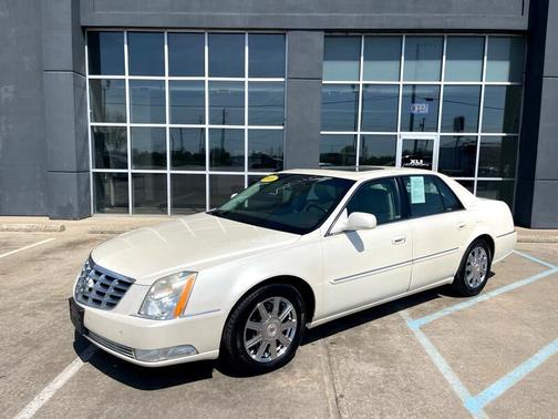2008 Cadillac DTS Luxury II