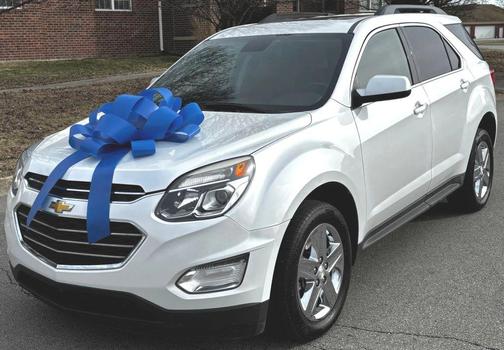 White 2016 Chevrolet Equinox LT SUV