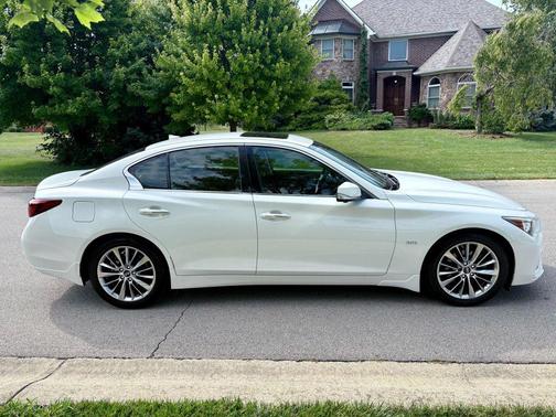 2018 INFINITI Q50 3.0t LUXE