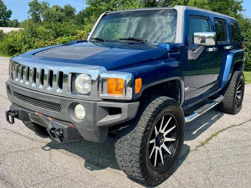 2006 Hummer H3 Base