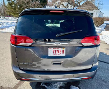 2020 Chrysler Pacifica Touring-L Plus
