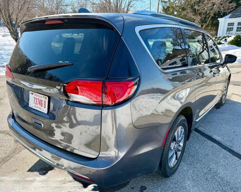 2020 Chrysler Pacifica Touring-L Plus