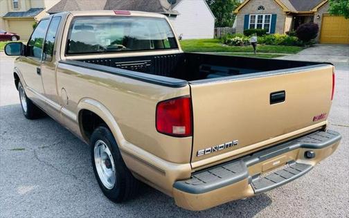 1999 GMC Sonoma SLS