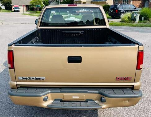 1999 GMC Sonoma SLS