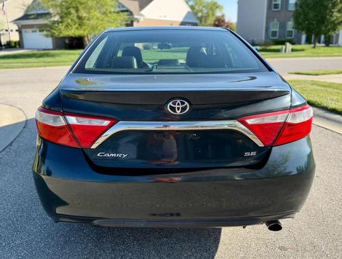 Blue Streak Metallic 2017 Toyota Camry SE