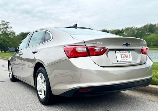 Mineral Gray Metallic 2022 Chevrolet Malibu 1LS