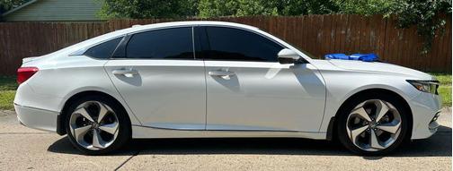2020 Honda Accord Touring 2.0T