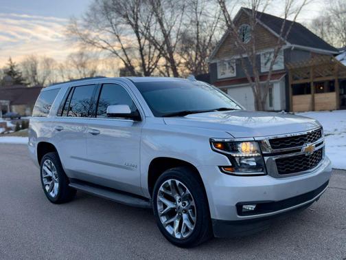 Silver Ice Metallic 2020 Chevrolet Tahoe LT SUV