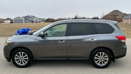 2015 Nissan Pathfinder S