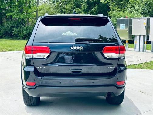 2017 Jeep Grand Cherokee Laredo