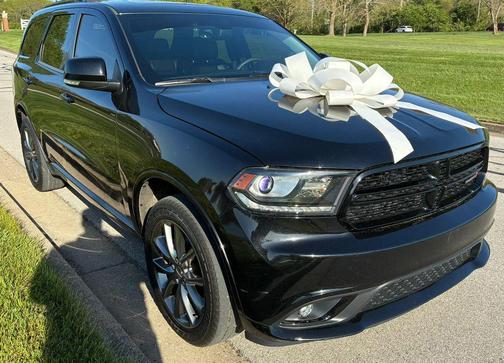 DB Black Crystal Clearcoat 2017 Dodge Durango GT