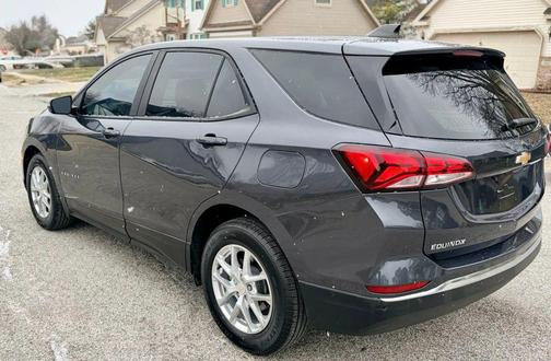2022 Chevrolet Equinox LS