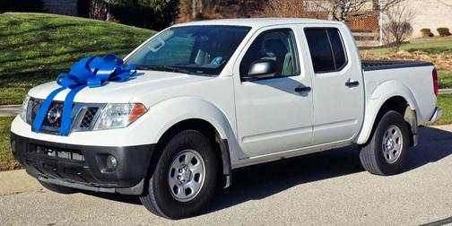 Glacier White 2018 Nissan Frontier S Truck