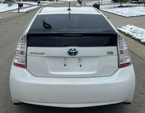 2010 Toyota Prius III
