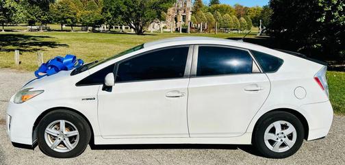 2010 Toyota Prius III