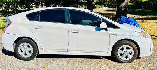 2010 Toyota Prius III