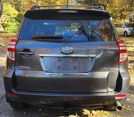 2009 Toyota RAV4 Sport