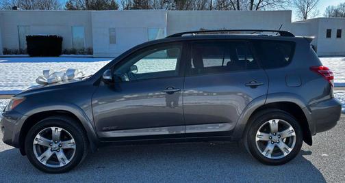 2009 Toyota RAV4 Sport