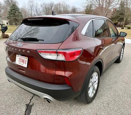 2021 Ford Escape SE