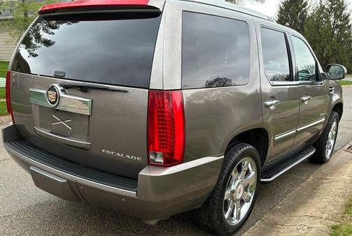 2014 Cadillac Escalade Luxury