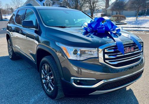 2019 GMC Acadia SLT-1